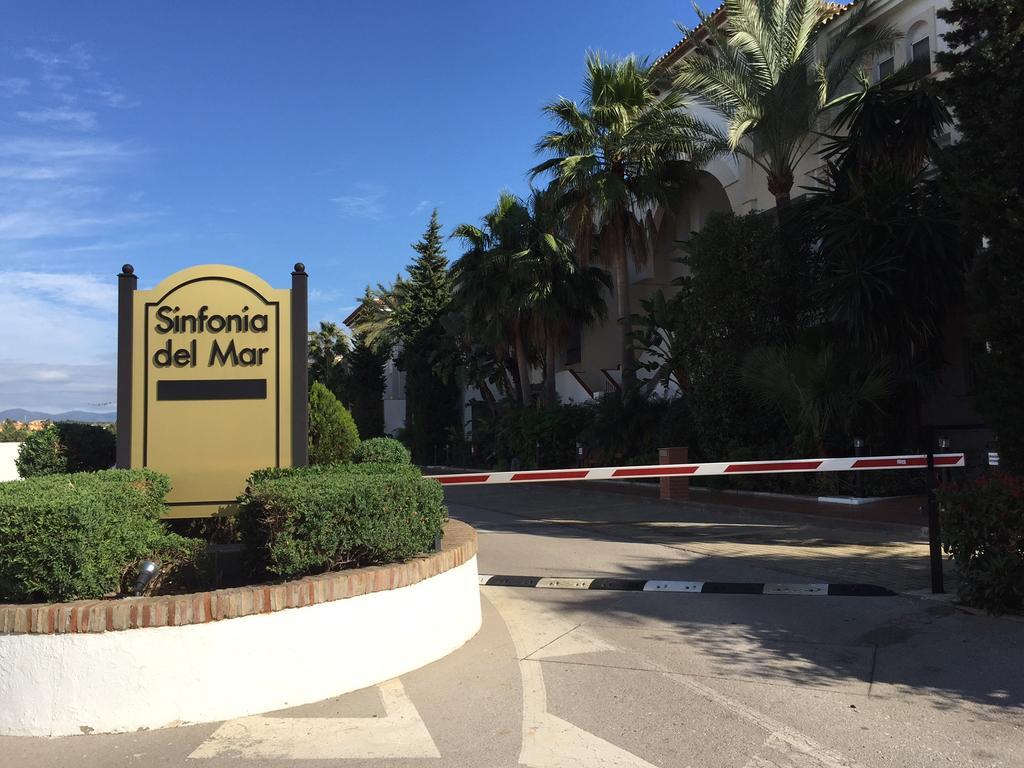 Sinfonia Del Mar Apartment 埃斯特波纳 外观 照片